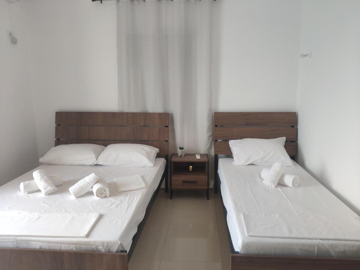Kolagji Rooms Lukovë Екстериор снимка