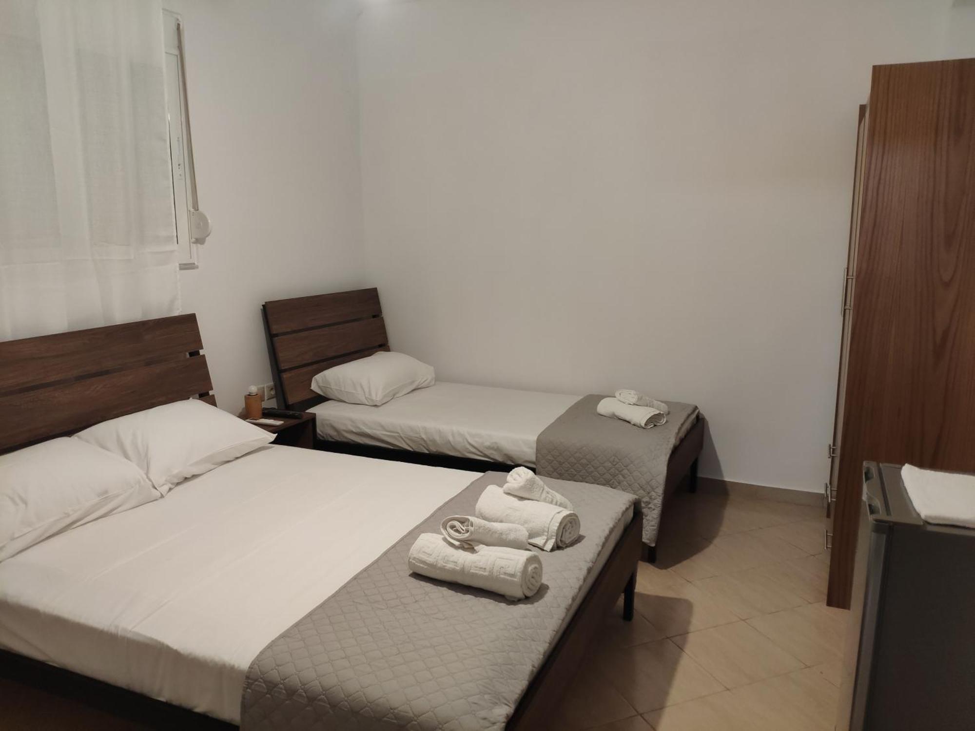 Kolagji Rooms Lukovë Екстериор снимка